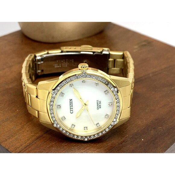 Citizen Women's Watch ER0222-56D Mother of Pearl White Dial Gold Quartz 30mm - Picture 8 of 13
